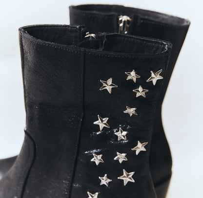 LOURDES BLACK